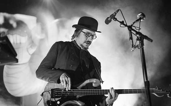 Les Claypool, Primus